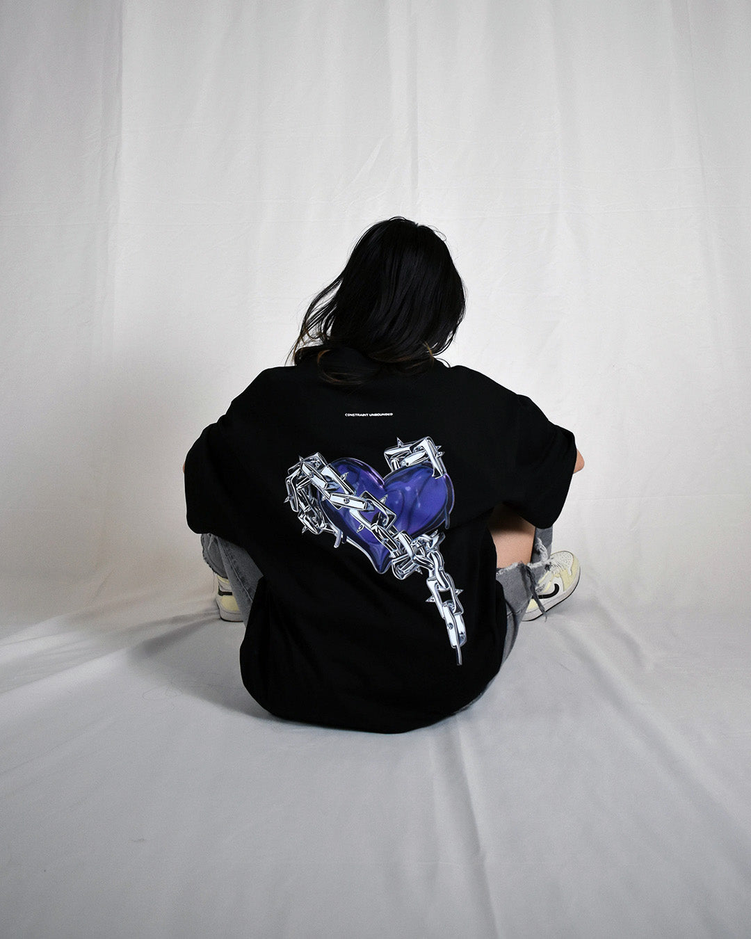 VALNCIA Black Cropped Chrome Tee — “Chained Heart”